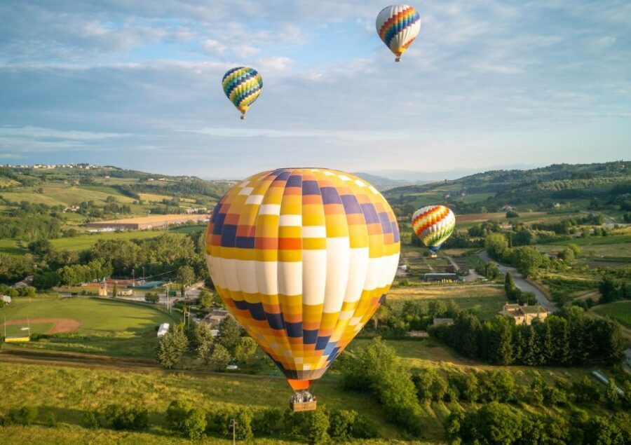 1-Hour Hot Air Balloon Flight Over Tuscany from Lucca - Quick hits before you go