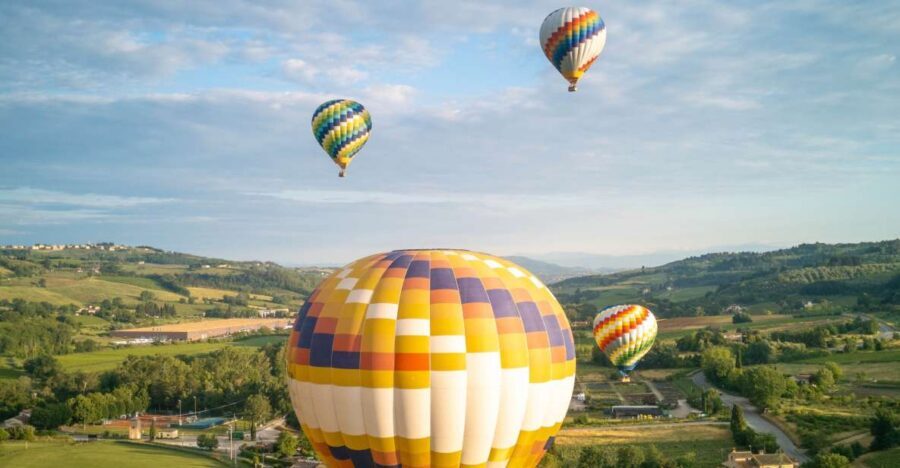 1-Hour Hot Air Balloon Flight Over Tuscany from Lucca - Getting to the right field: the one logistics twist you must accept