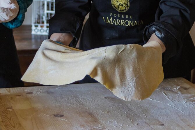 3-hour Tuscan Cooking Class with Wine & Oil Tasting - Handmade pasta time: Pici and ricotta gnocchi