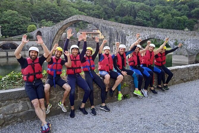 Adrenaline kayaking on the Lima and Serchio rivers in Bagni di Lucca - The best part: rafting energy without giving up the view