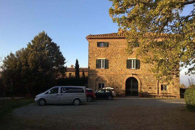 Brunello Vineyards Bus Tour - The Montalcino setup: why this 3-hour format works