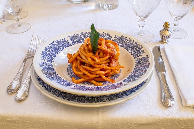 Cesarine: Fresh Pasta Class at Local's Home in Montepulciano - The farmyard details: vineyards, chickens, and picking vegetables