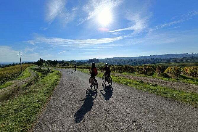 Chianti Classico E-Bike Tour - Stop 2: Castelnuovo Berardenga for an hour of town-life pace