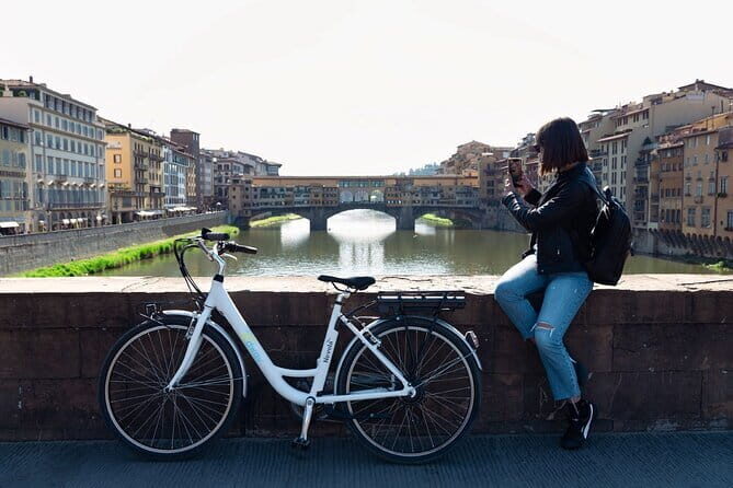 Chianti Hills: App‑Guided e‑Vespa Tour + Lunch in Greve - Stop 2: Montefioralle and the Charm of Slow Walking
