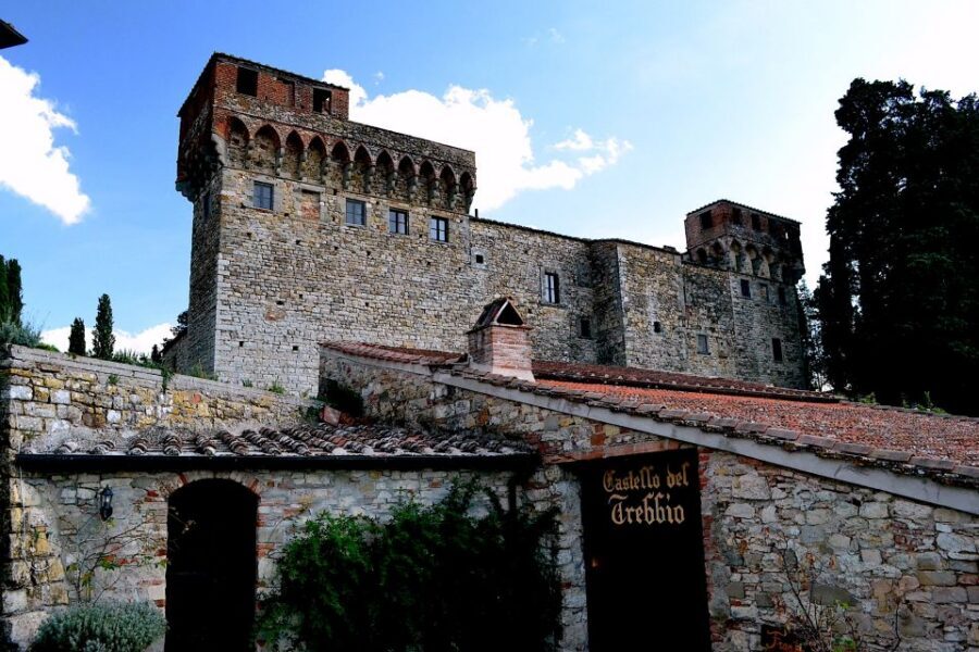 Chianti Rufina: Wine Tour in Castle & Historical Villa - Lunch in the middle: the break that keeps the day enjoyable