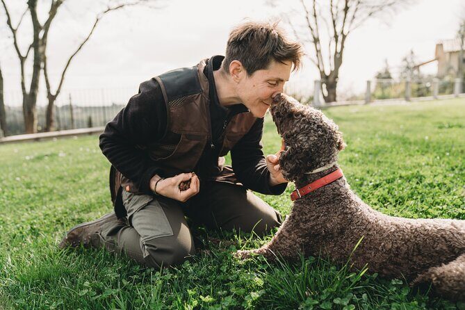 Chianti Truffle Hunting with Lunch or Dinner - Meet Irene and Tep: the hunt feels personal fast