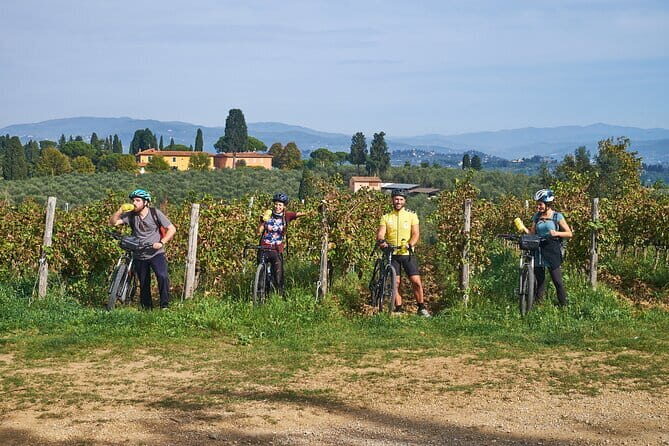 Chianti Vineyards Escape from Florence with Two Wine Tastings - Photo Stops and Sunset Timing: When Daylight Becomes Part of the Experience