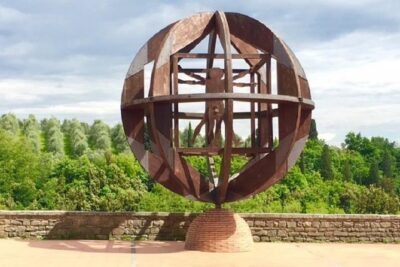 Chianti Wine and Vinci half day Small Group Tour from Lucca - Piazza dei Guidi and Vinci: views, walking time, and a Leonardo moment