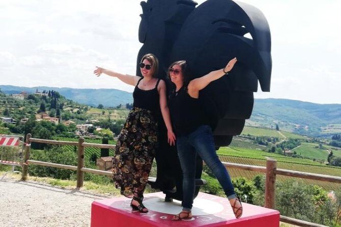 Chianti Wine Tour with Tuscan Lunch Open Top Van - The open-top minivan advantage: photos, breeze, and small-group comfort