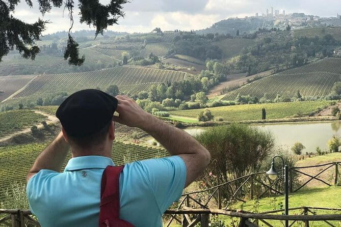 Chianti Wineries Tour with Tuscan Lunch and San Gimignano - San Gimignano With a Guide: Towers, Squares, and Time to Wander