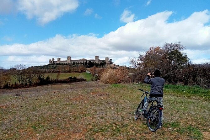 E-Bike rental in Tuscany - Tuscany on E-Bikes: What the long-battery setup really changes