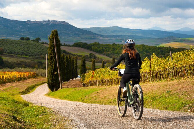 E-Bike Tour: Explore the Chianti, its Enogastronomy and Castles - Back to Siena on gravel and provincial roads: timing, stories, and practical stops