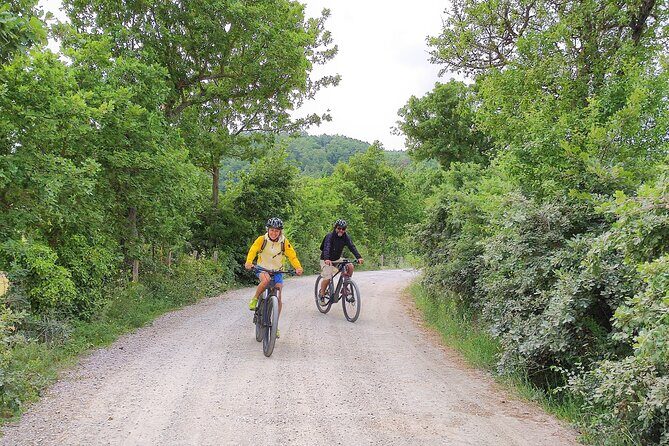 E-Bike Tour fortresses and mountains near the Free Baths of Saturnia - Scalabrelli Farm Stop: Valley Views and Local Products