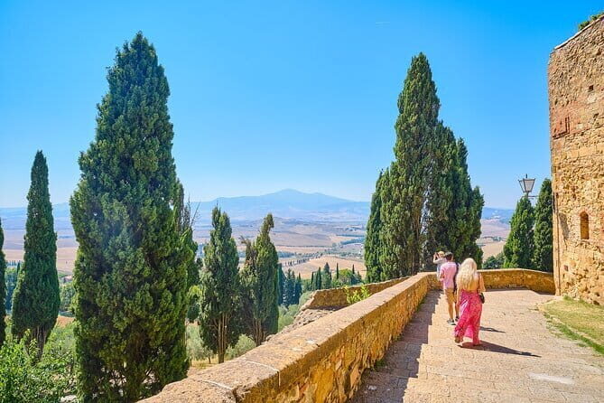Essence of Chianti Small Group Tour with Lunch and Tastings from Florence - The Strada Statale 222 Chiantigiana scenic wine-road drive