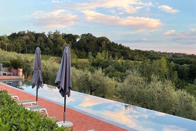 Farm To table Experience on an organic hilltop estate in Tuscany - After lunch: infinity pool time and a quiet church visit
