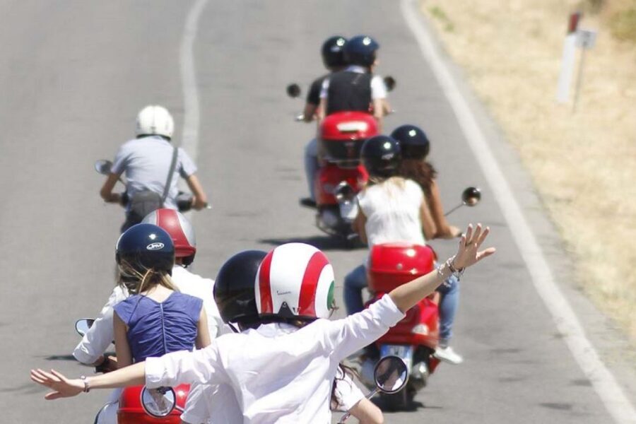 Florence/Badesse: Tuscany Group Vespa Tour with Wine Tasting - Key moments that make this Chianti Vespa day worth it