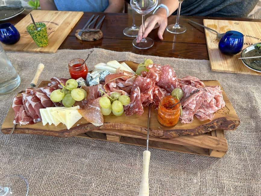 Florence: Exclusive Chianti Wine Tour at 3 Wineries & Lunch - The farm lunch: what’s included, how it fits, and food-at-winery reality