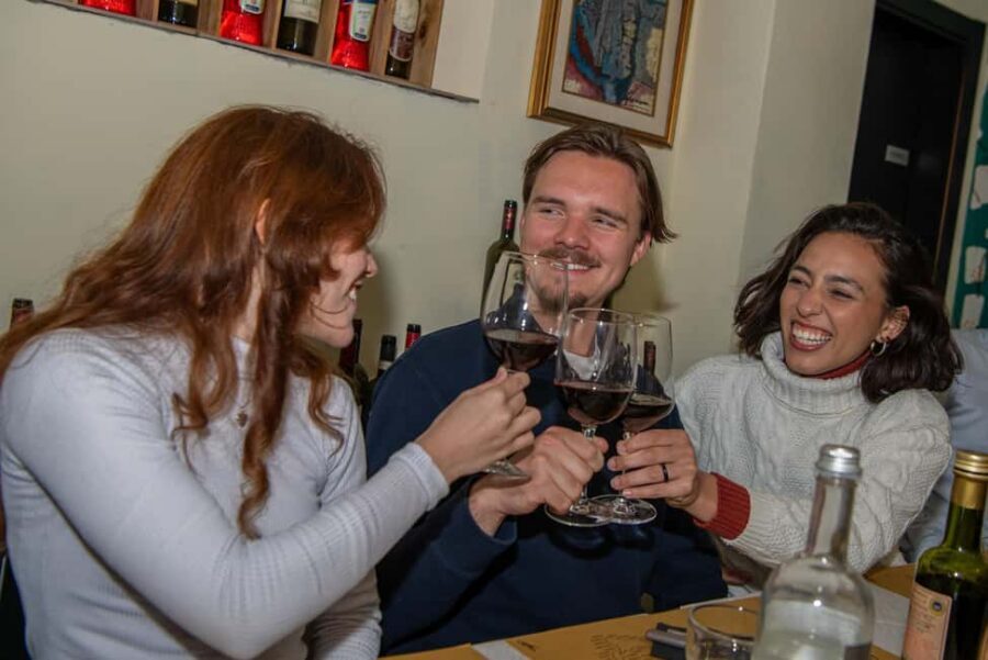 Florence: Flavours of Tuscany Food Tour - Florence tastes better when someone else orders (and you move fast)