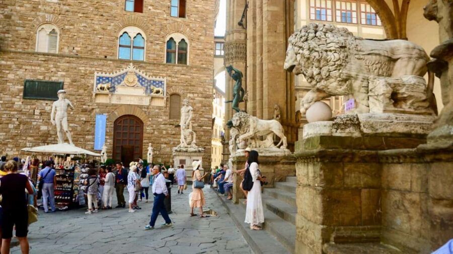 Florence Foodies Tour: Savor Tuscan Flavors & Fine Wine - What’s included (and what to budget for)