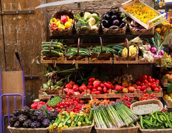 Florence Market Tour & Cooking Class in Local Home with Mirella - Walking Mercato di Sant’Ambrogio with Mirella