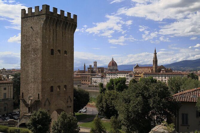 Florence sightseeing and Wine Tour Tuscany English private driver - Ponte Vecchio and Via de’ Tornabuoni without the scramble