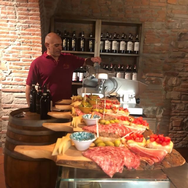 Florence: Taste of Tuscany Wine and Local Food Tour - The wine selection: 3 glasses or the 6-glass upgrade