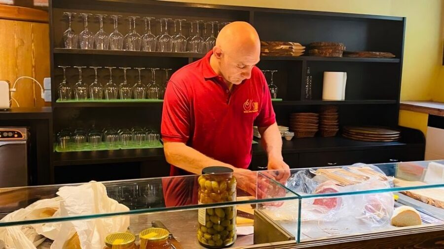Florence: Taste of Tuscany Wine and Local Food Tour - Group size and privacy: small group yes, but check your expectations