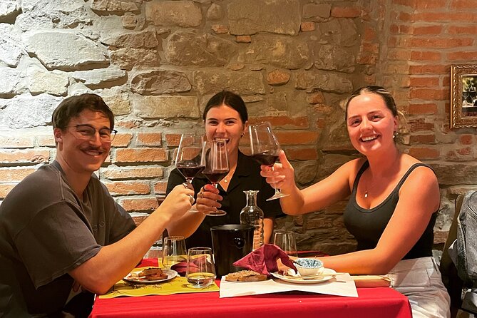 Florence Wine Tasting Experience with Three Types of Tuscan Wine - One Hour in Florence: A Smart Wine Plan