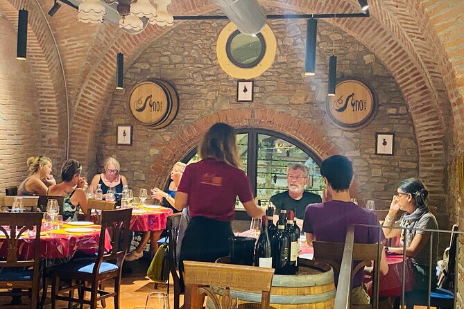 Florence Wine Tasting Experience with Three Types of Tuscan Wine - Timing, Group Size, and How to Get the Most Out of It