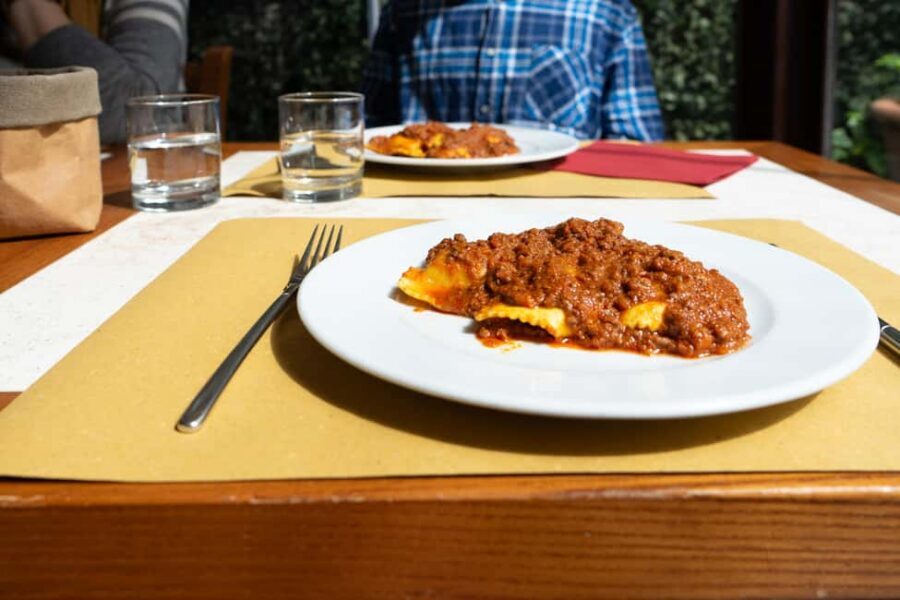 Florence’s Ultimate Food Tour: Full Tuscan Meal with a Local - Via Panzani launch: the tour’s “local rhythm” begins