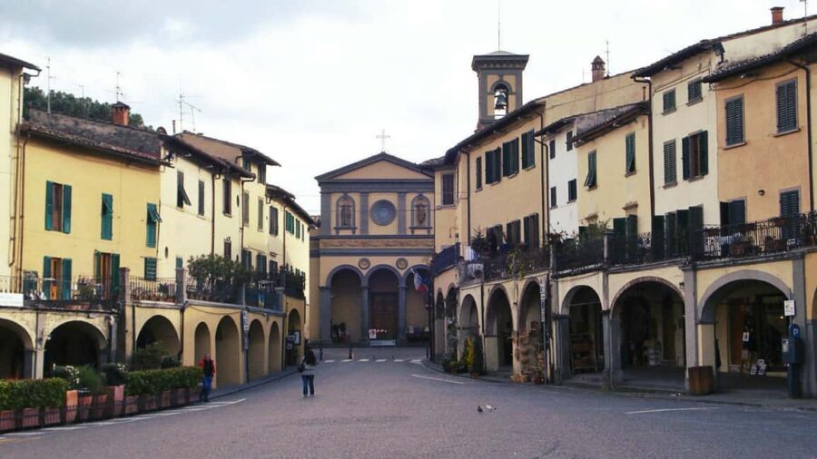 From Florence: Chianti Wine Tour with Driver-Guide - Castellina and the second winery: seeing how Chianti changes across styles
