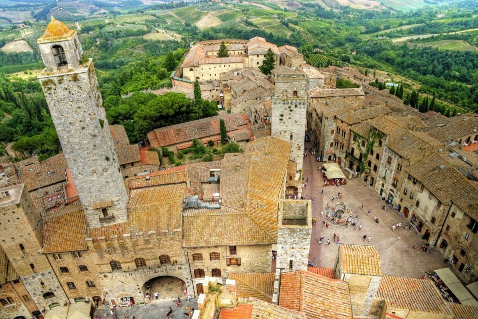From Florence: Tuscany Highlights Full-Day Tour - Who’s guiding you and how language works on a multi-stop day