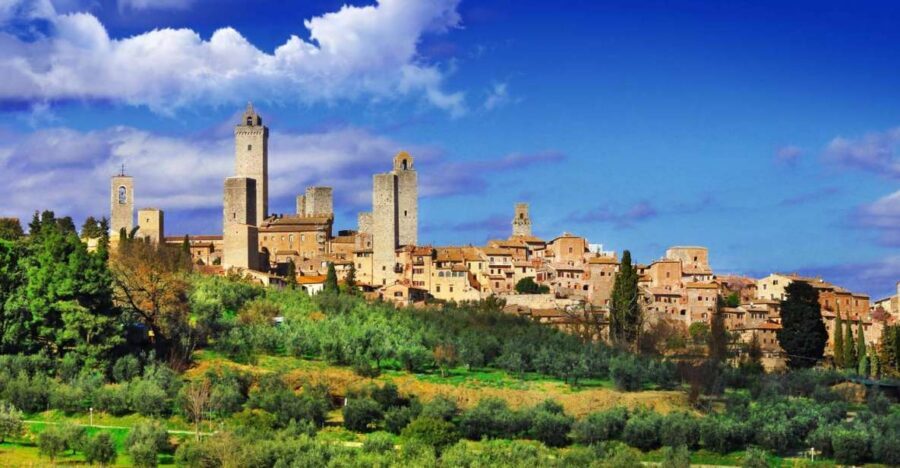 From Livorno: Siena, San Gimignano & Chianti Wine Excursions - San Gimignano’s towers: the Renaissance Manhattan vibe