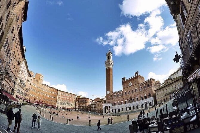 From Rome: Day Trip to Tuscany & Siena with lunch & Wine Tasting - The Early Train to Florence: The Beat of the Whole Day