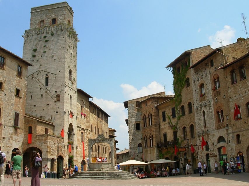 Full-Day Excursion to Siena, San Gimignano & Chianti - First views: Piazzale Michelangelo’s quick panorama