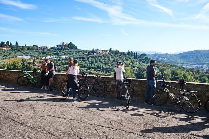 Full-Day Tuscany and Chianti Hills Bike Tour With Lunch at Farm - The Farm Visit: Lunch, Wine, and Olive Oil in One Place