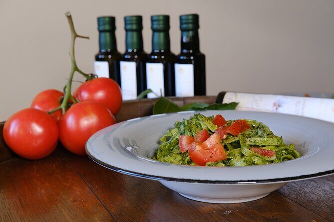 Golden Grains & Gourmet Pasta Cooking Class - San Gimignano timing and getting there without stress