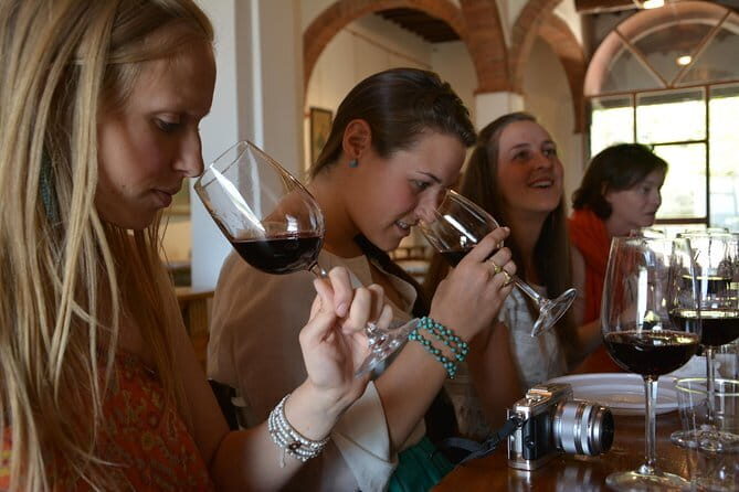 Half-Day Chianti Tour to 2 Wineries with Wine Tastings and Meal - Meeting Point at Via dei Renai and the 10:15am Morning Rhythm
