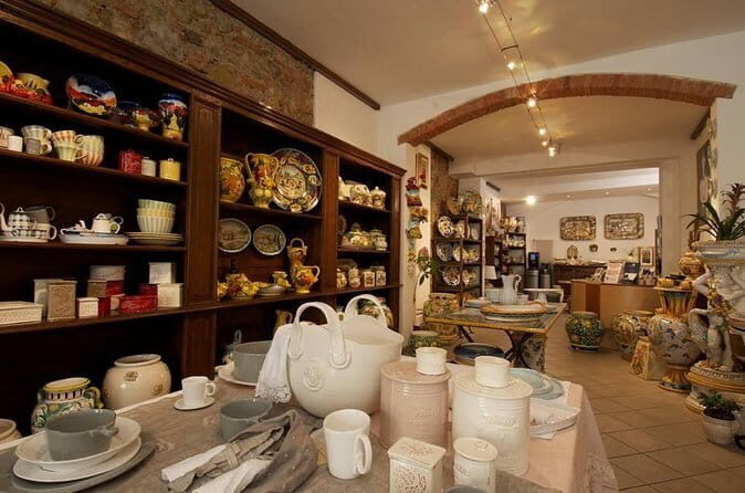 Handmade Tuscan Ceramics Masterclass in Montelupo - Getting to the workshop: meeting point and easy train access