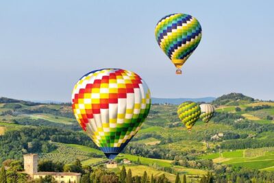 Hot Air Balloon ride in the Chianti Valley Tuscany - The pre-flight routine that keeps things feeling safe