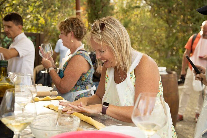 Italian Cooking Class and Wine Tasting in Tuscany - Wine Tasting, Olive Oil, and Vinegar: The Part That Makes It Stick