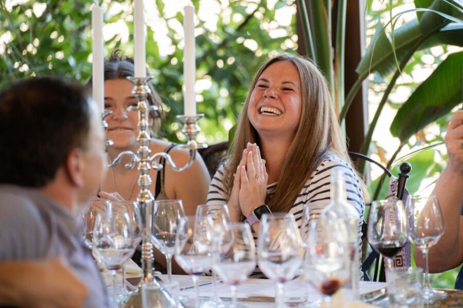 Light Lunch with Wine Tasting - The 2-hour flow: tasting first, then lunch (and no pressure)