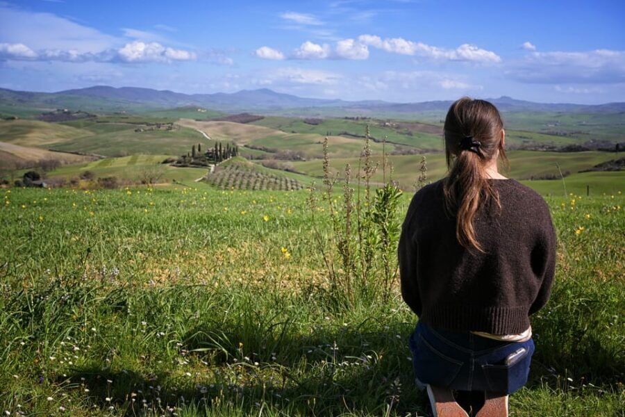 Magic Tuscany Tour - Photography and timing: why the hill views are more than a backdrop