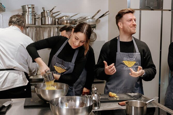 MaMa Florence- Tuscan Cooking Class in Florence - Finding the place: Viale Francesco Petrarca meetup in Florence