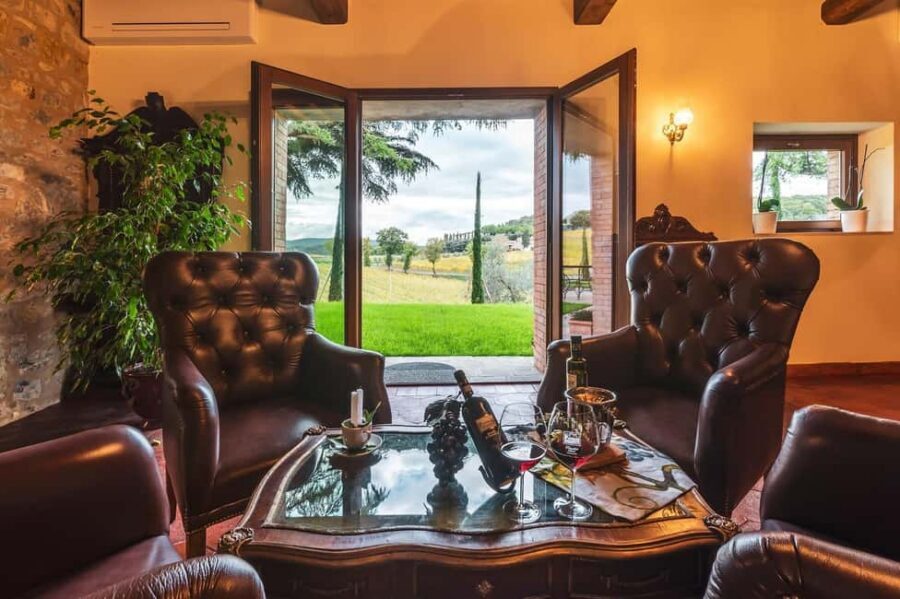 Montalcino: Premium Wine Tasting with light-lunch and Tour - Key highlights to know before you go