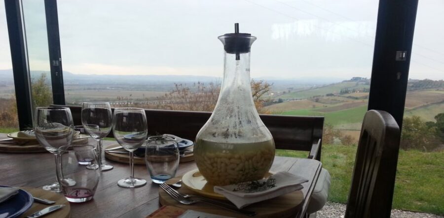 Montepulciano: Vino Nobile Wine Tasting Tour with Lunch - The tastings: Vino Rosso DOC plus Vino Nobile DOCG