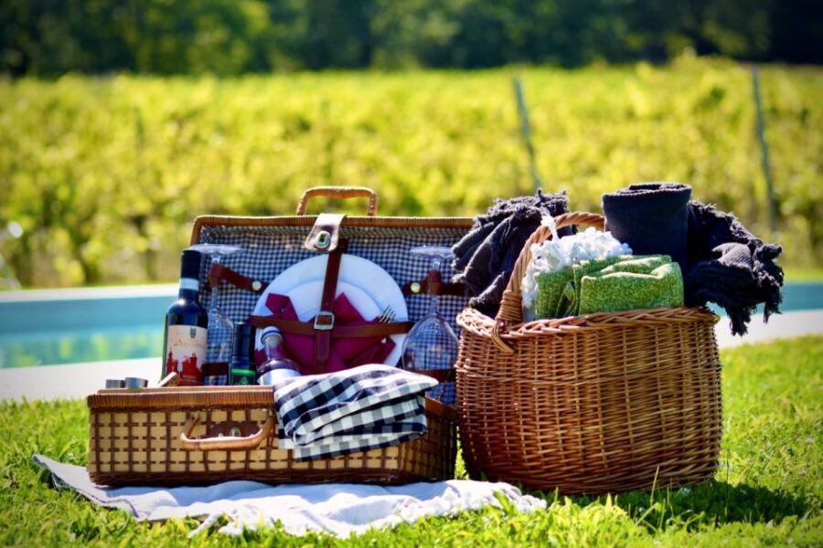Montepulciano: Winery Tour, Tasting, and Vineyard Picnic - FAQ