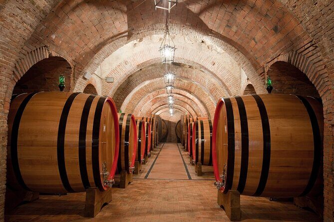 Montepulciano: Winery Tour & Tasting Experience - The Four-Wine Tasting: From Rosso to Nobile to a Super Tuscan