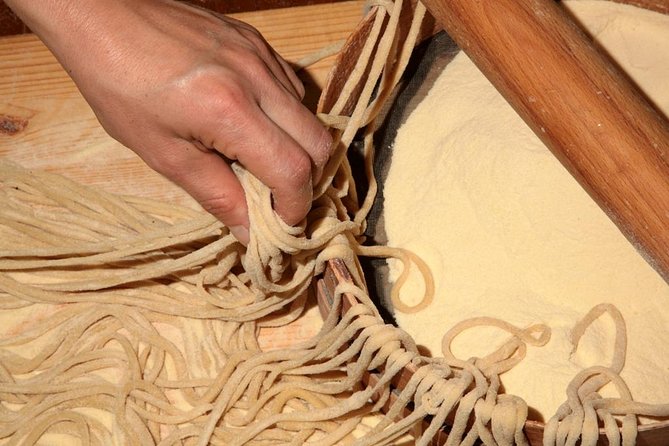 Pasta Fresca in Valdichiana Senese - Lunch or dinner plus wine: the part that makes it worth it