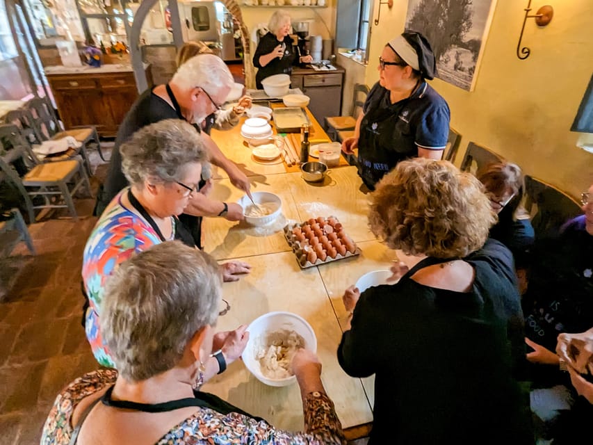 Pienza: Tuscan Cooking Class of Homemade Pastas and Cantucci - Timing, group vibe, and practical tips to enjoy it